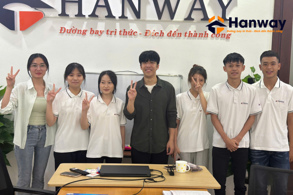 CHÀO ĐÓN THẦY GIÁO NGƯỜI HÀN QUỐC TẠI HANWAY