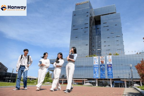 Du học sinh tại Đại Học Quốc Gia Kyungpook Hàn Quốc đông đảo