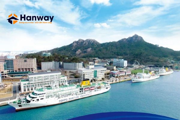 Khuôn viên trường đại học Hàng hải Mokpo