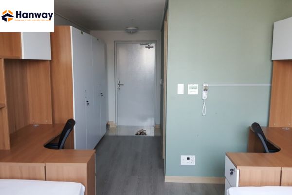 Kí túc xá tại trường