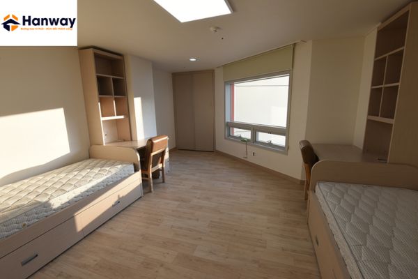 KTX Đại Học JANGAN